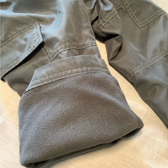 PLEASE Mum grey pants with fleece liner. Size 2T. - Picture 2 of 5